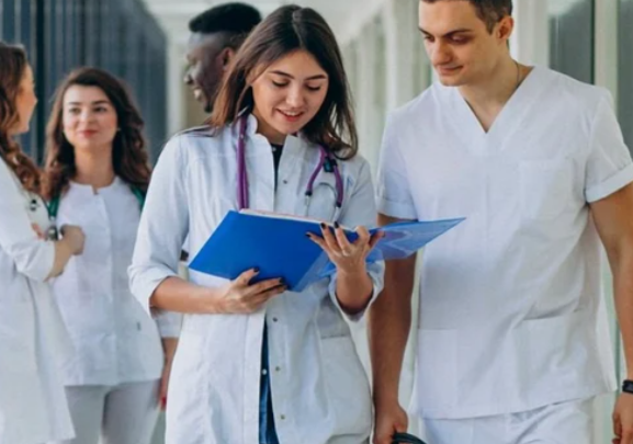 HHA Certification Gives You the Tools to Care with Dignity